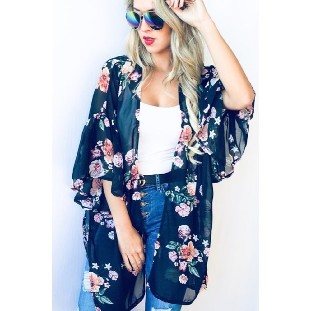 Last 1 New Floral Kimono Cardigan w/Ruffled Sleeve - Picture 3 of 7